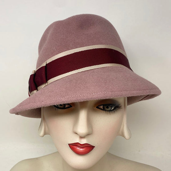 Nina in Rose