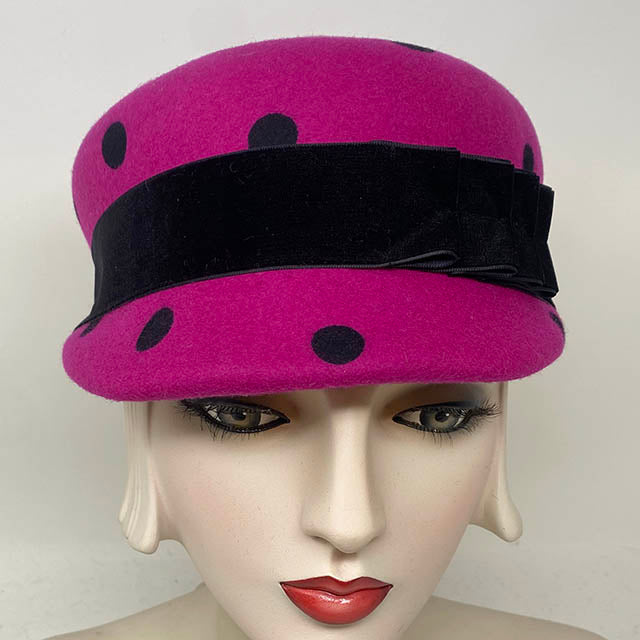 Scout in fuschia dot